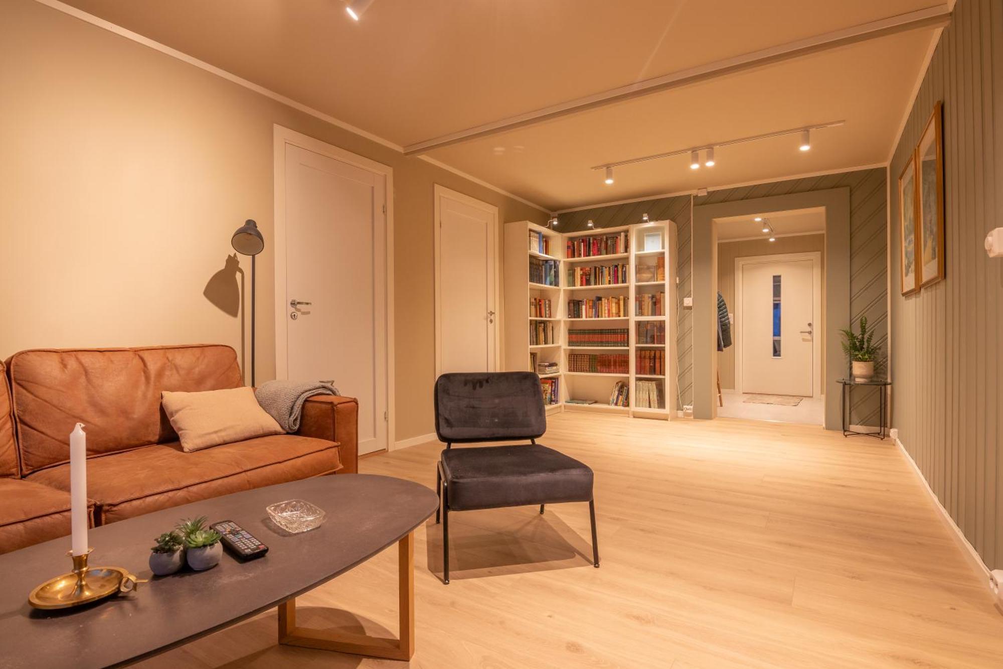 Cozy And Spacious Apartment In City Centre Tromsø Extérieur photo