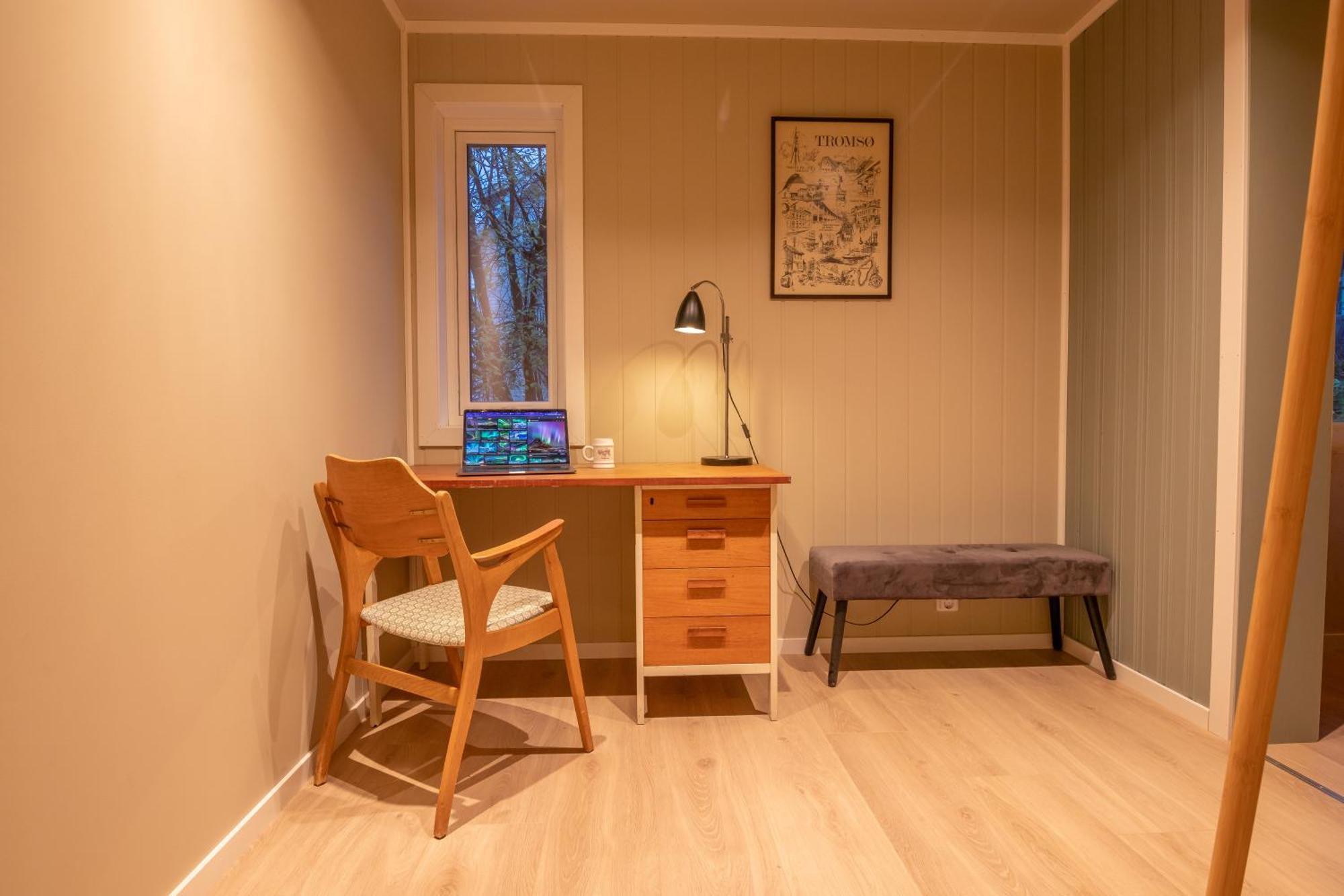 Cozy And Spacious Apartment In City Centre Tromsø Extérieur photo