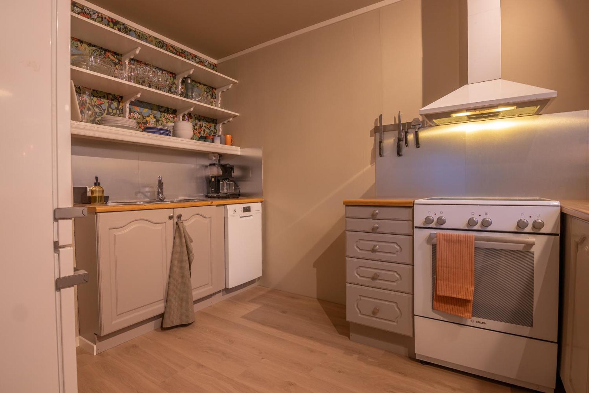 Cozy And Spacious Apartment In City Centre Tromsø Extérieur photo