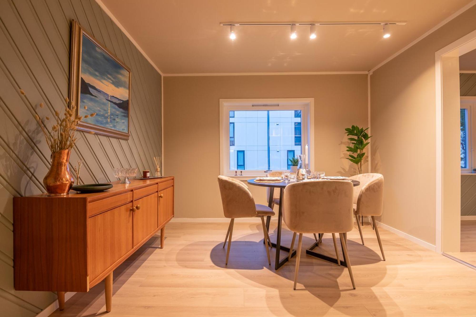 Cozy And Spacious Apartment In City Centre Tromsø Extérieur photo